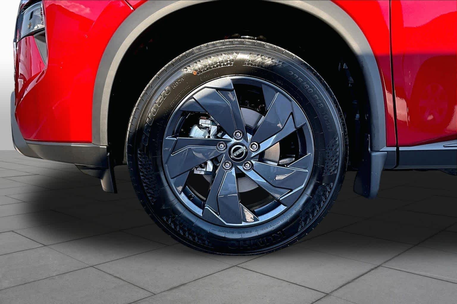 New 2027 Scarlet Ember Tintcoat Nissan SV image 11