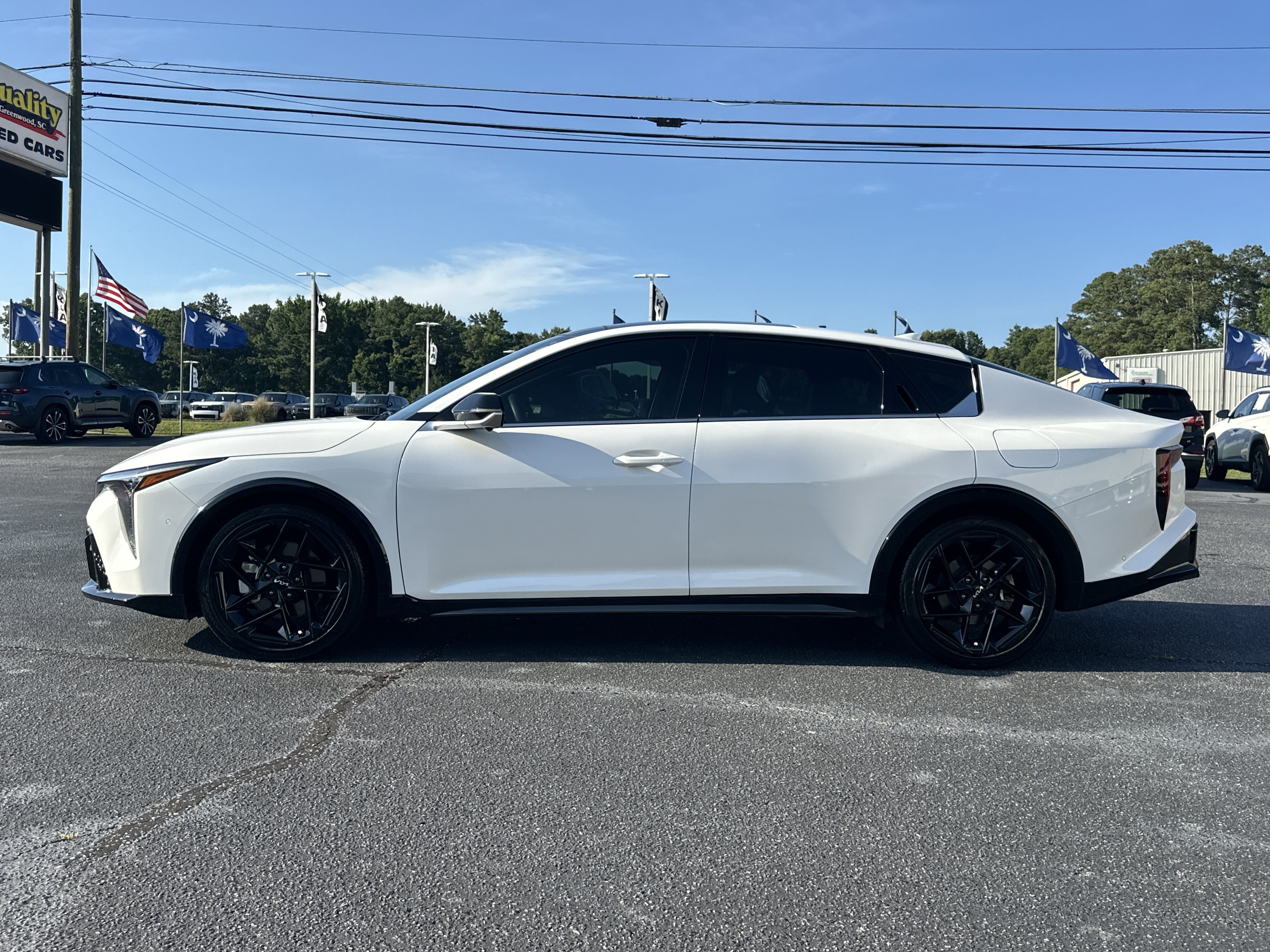 Used 2025 Snow White Pearl Kia GT-Line Turbo image 5