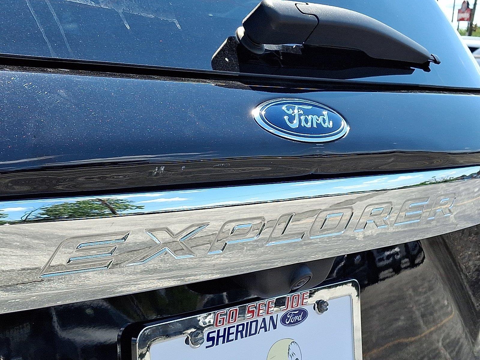Certified Used 2023 Agate Black Ford King Ranch image 37