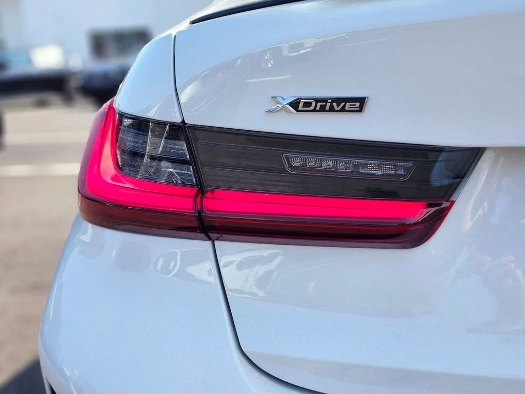 Used 2026 White BMW 330i xDrive image 9