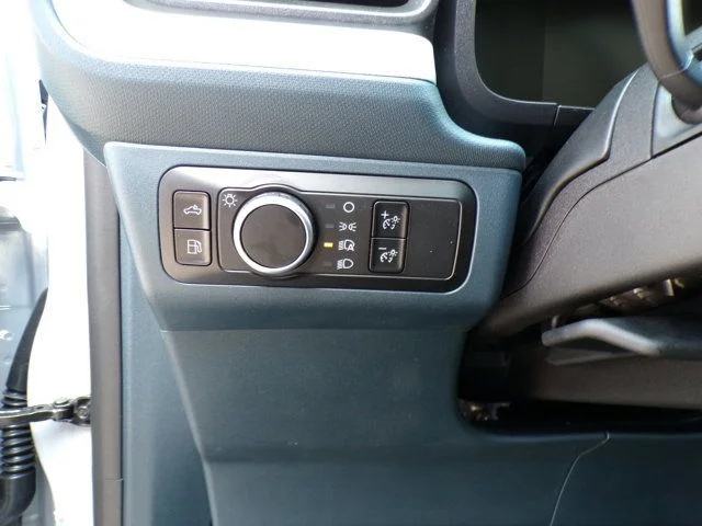 2025 Ford Maverick XLT - Photo 13