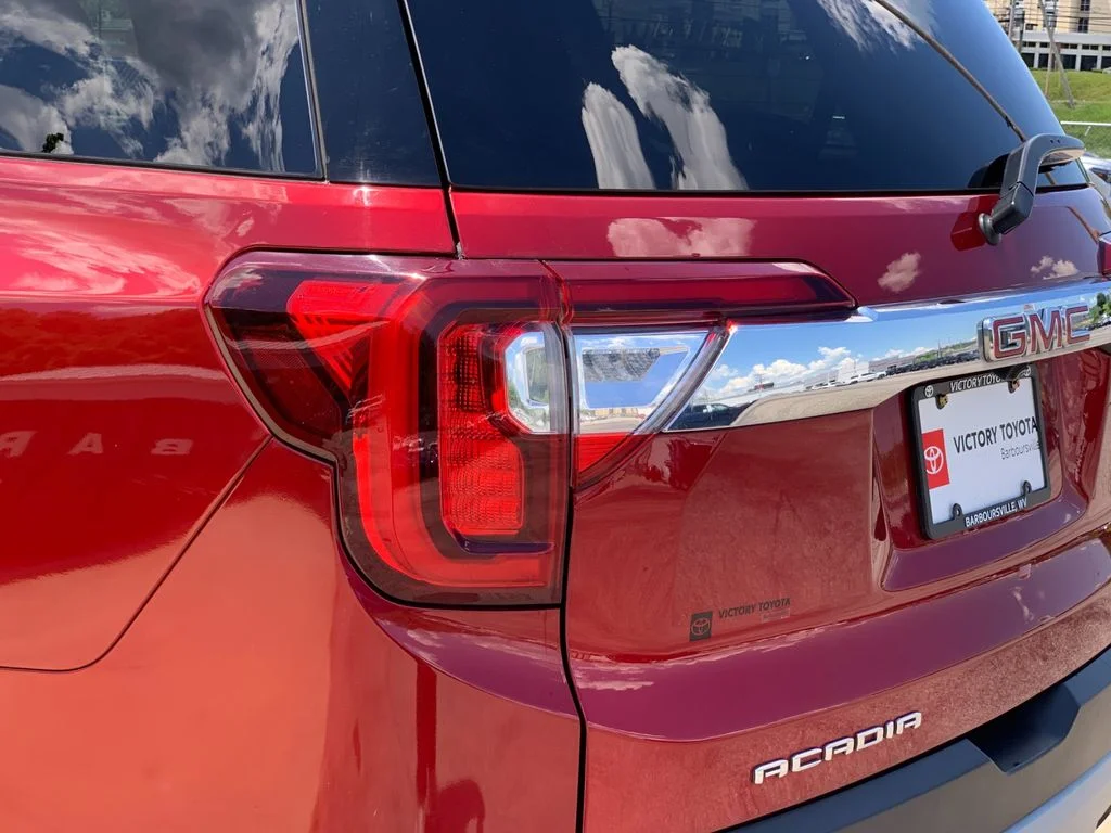 Used 2023 Red GMC SLT image 36