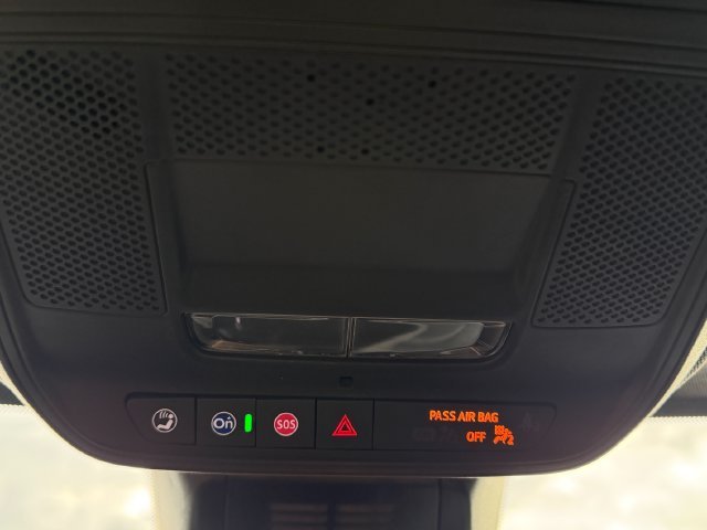 Used 2025 Black Chevrolet LT image 27