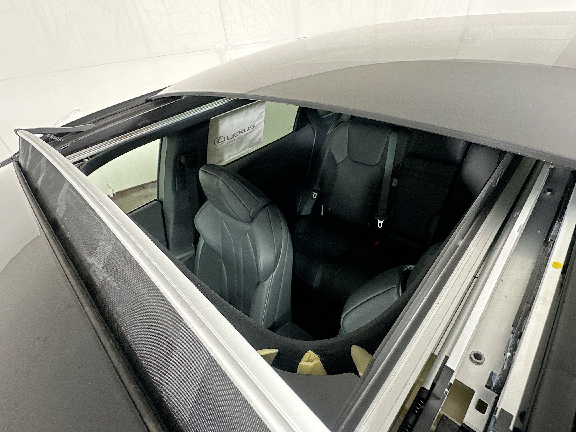 2026 Lexus RX 500h F-Sport - Photo 21