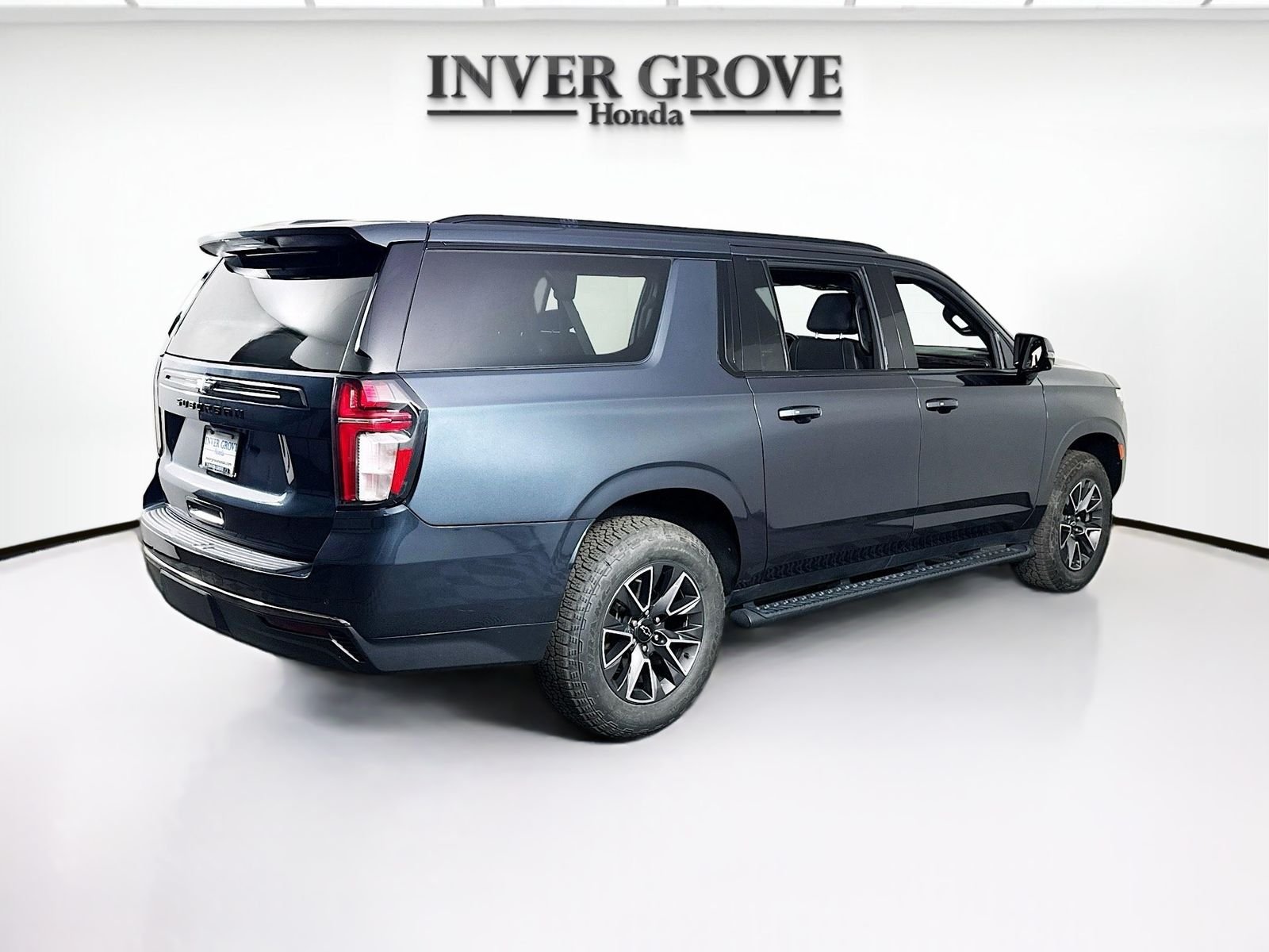 Used 2021 Shadow Gray Metallic Chevrolet Z71 image 5