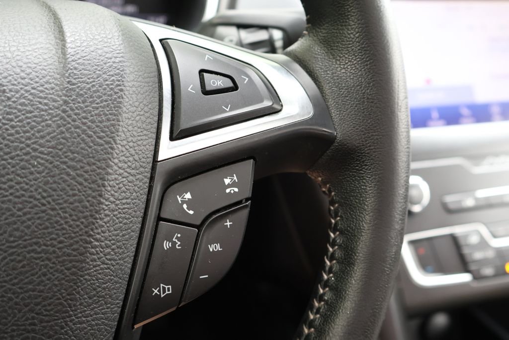 2020 Ford Fusion SE - Photo 31
