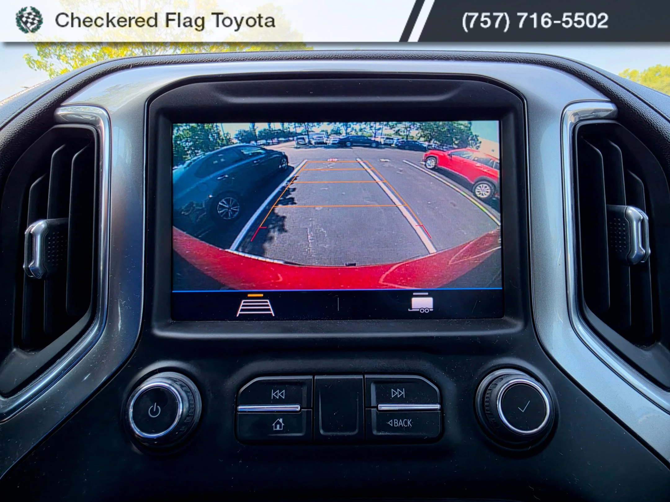 Used 2019 Cajun Red Tintcoat Chevrolet RST image 16