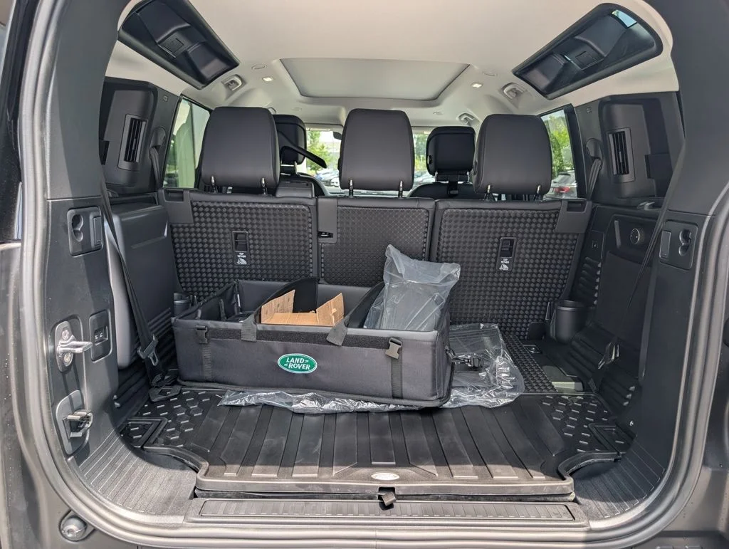 New 2026 Woolstone Green Land Rover S image 32