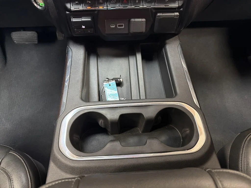 Used 2019 Black GMC SLT image 20
