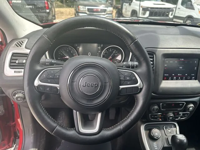 Used 2019 Red Jeep Latitude image 14