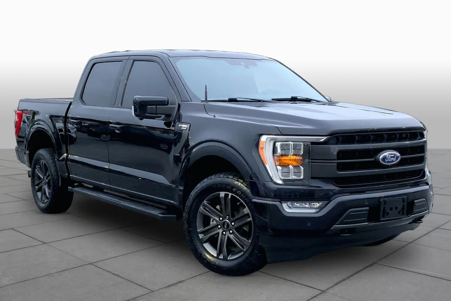 Used 2021 Agate Black Ford LARIAT image 3