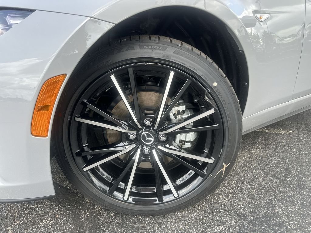 2025 Mazda MX-5 Miata RF Grand Touring - Photo 10