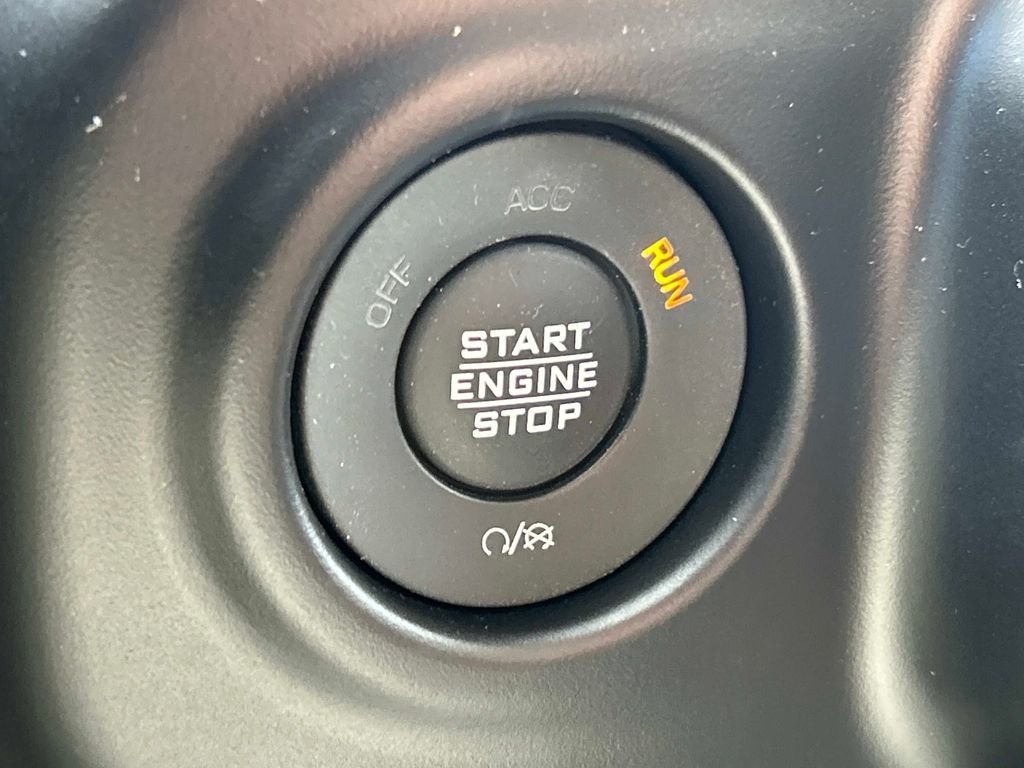 Used 2021 Gray Jeep Sport image 22