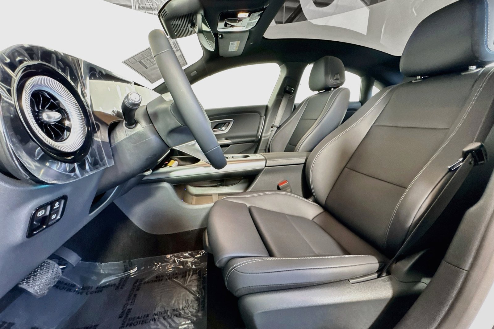 New 2027 Polar White Mercedes-Benz CLA 220 Hybrid image 18