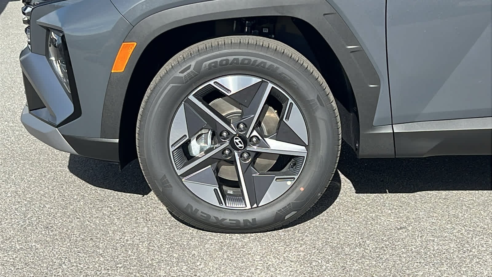 Nuevo 2026 Ecotronic Gris Hyundai SEL AWD imagen 9