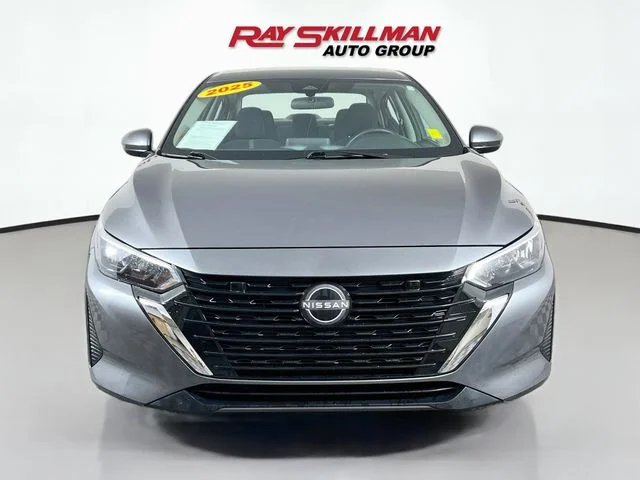 Used 2025 Gray Nissan SV image 2