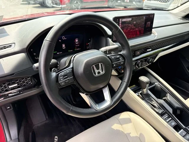 Used 2024 Red Honda Touring image 2