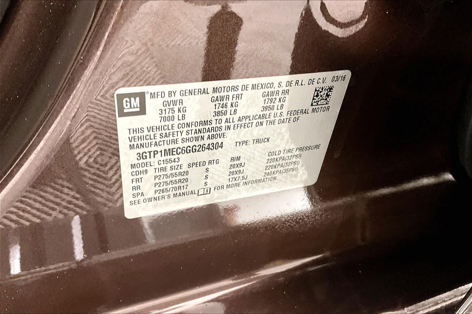 Used 2016 Mahogany Metallic GMC SLE image 30