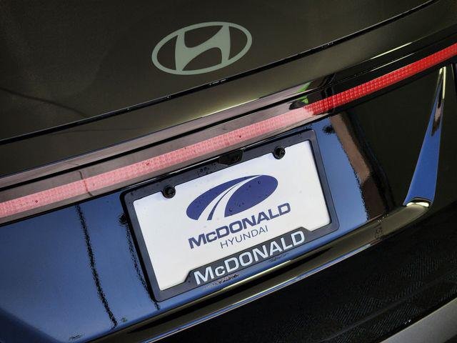 New 2026 Gray Hyundai SEL Convenience image 9