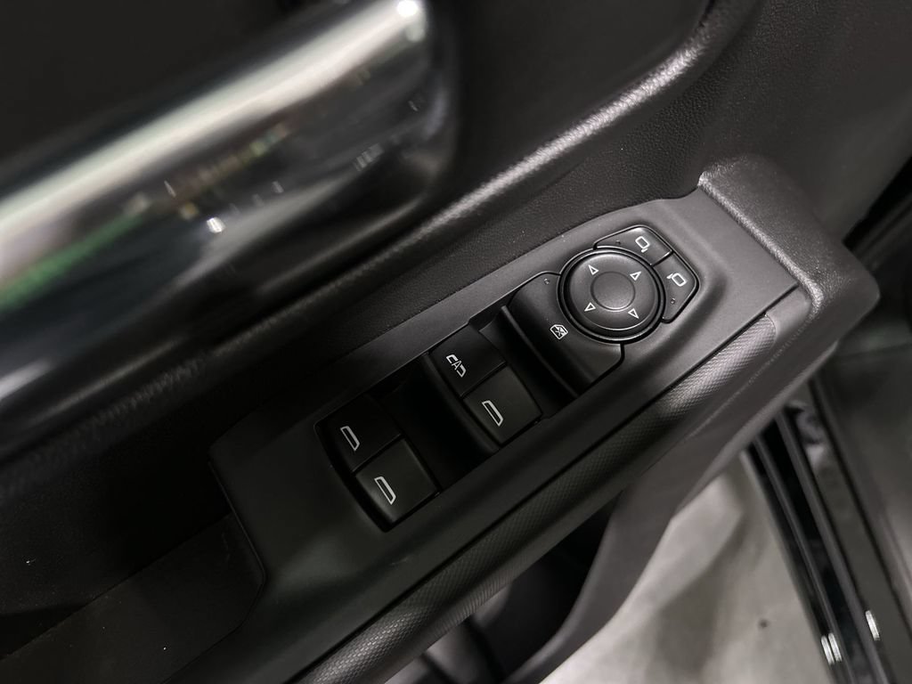 2026 Chevrolet Silverado 1500 Custom - Photo 15