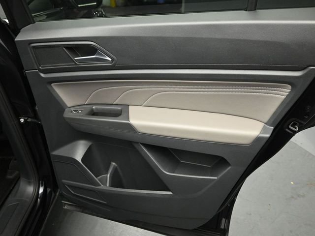 2022 VOLKSWAGEN ATLAS CROSS SPORT - Image 24