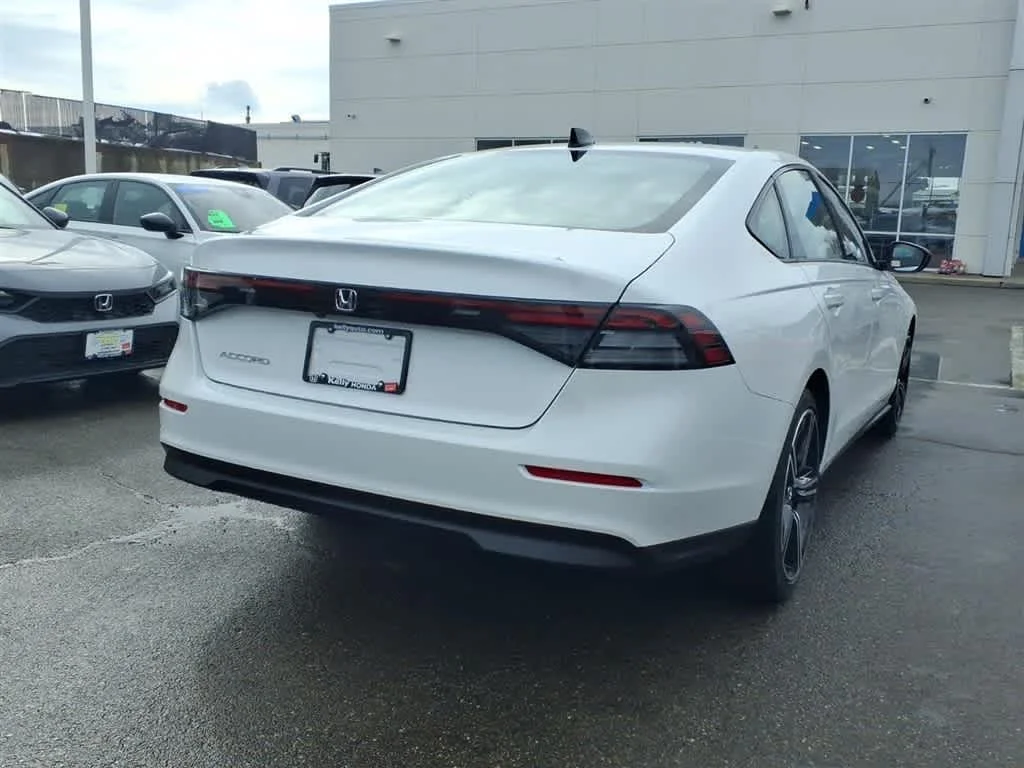 New 2026 Platinum White Pearl Honda SE image 4