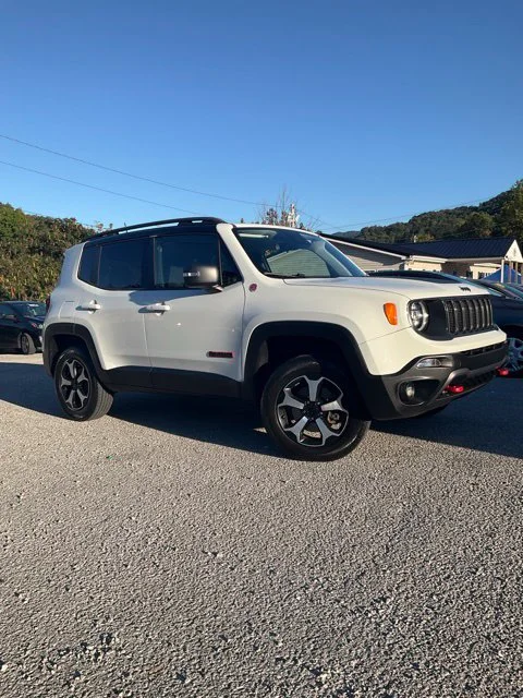 Used 2019 White Jeep Trailhawk image 10