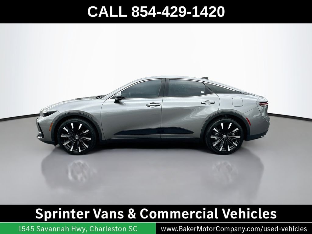 Used 2025  Toyota Platinum image 2