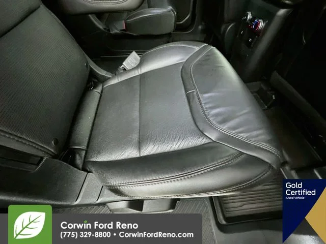 Used 2022 Gray Metallic Ford Platinum image 32