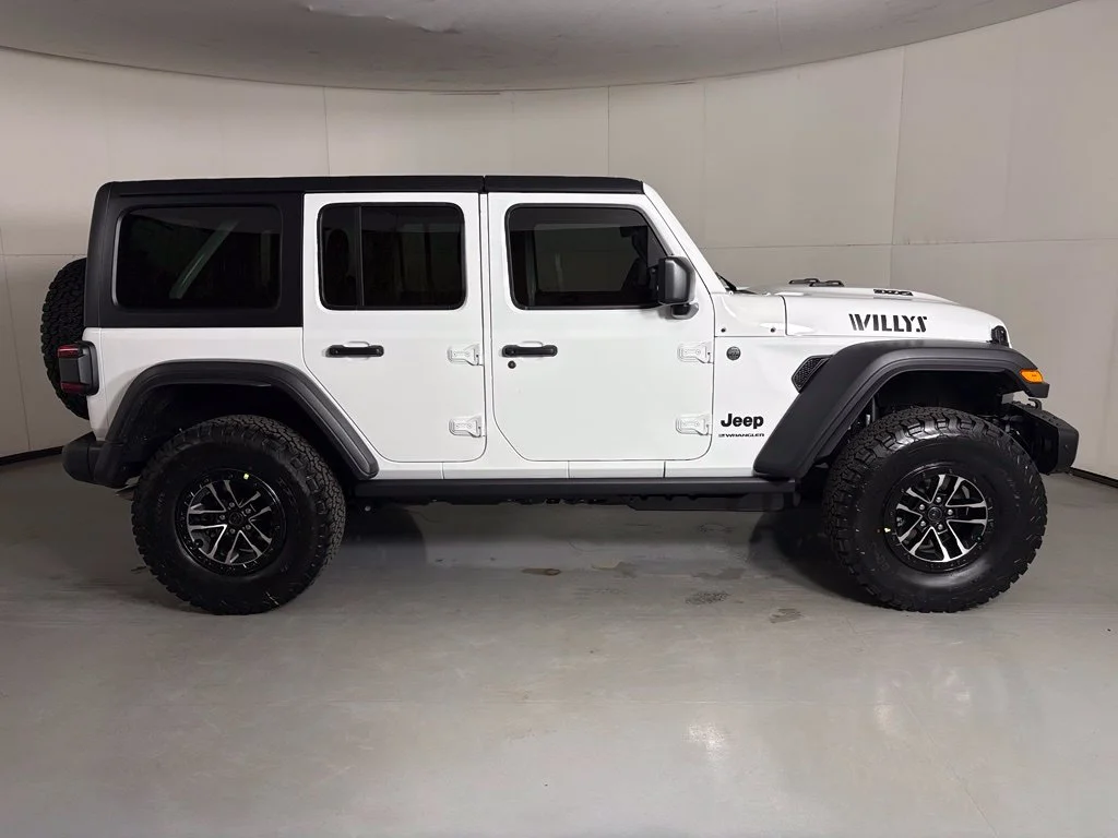 New 2027 White Jeep Willys 392 image 9