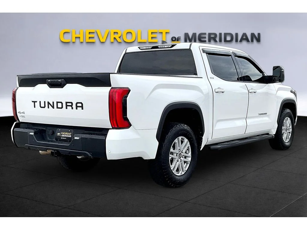 Used 2023 Ice Cap Toyota SR5 image 10