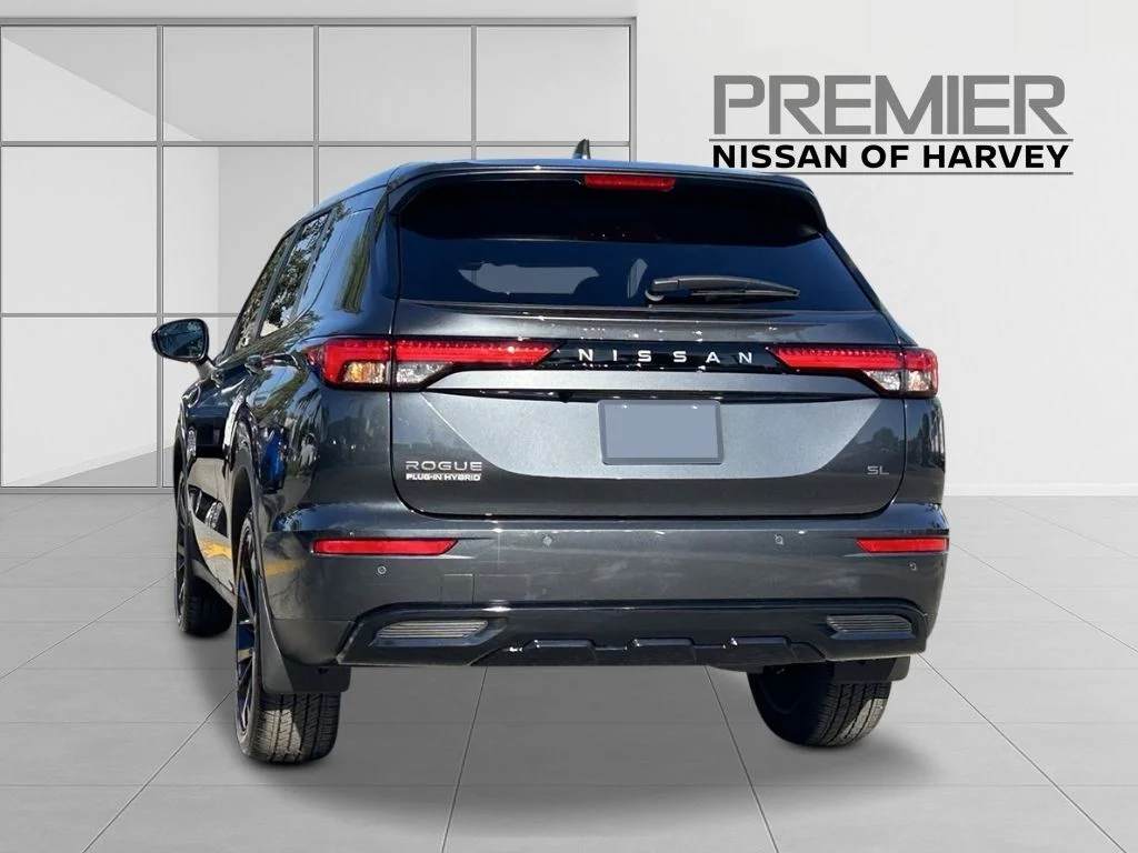 New 2026 Gray Nissan SL image 3