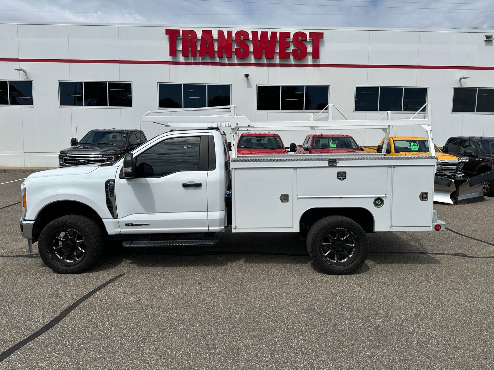 Used 2023 Ford F-350 Super Duty Chassis Cab XL with VIN 1FDRF3FT8PED83641 for sale in Minneapolis, Minnesota