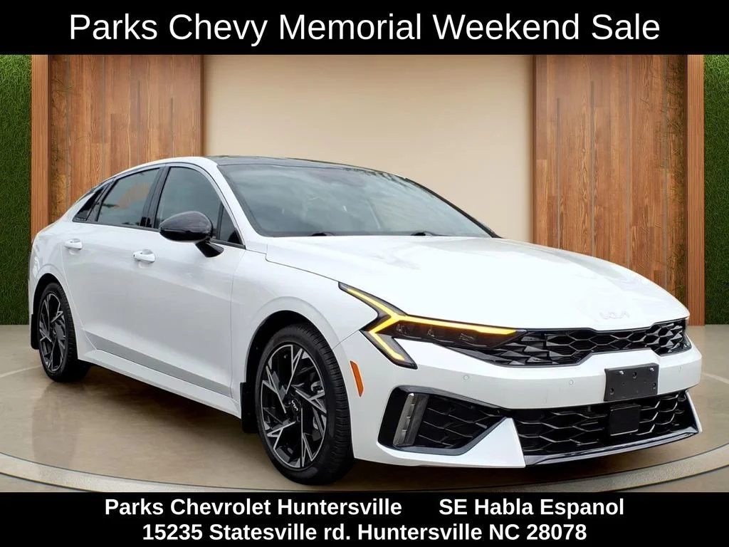 2025 Kia Optima GT-Line AWD's photo