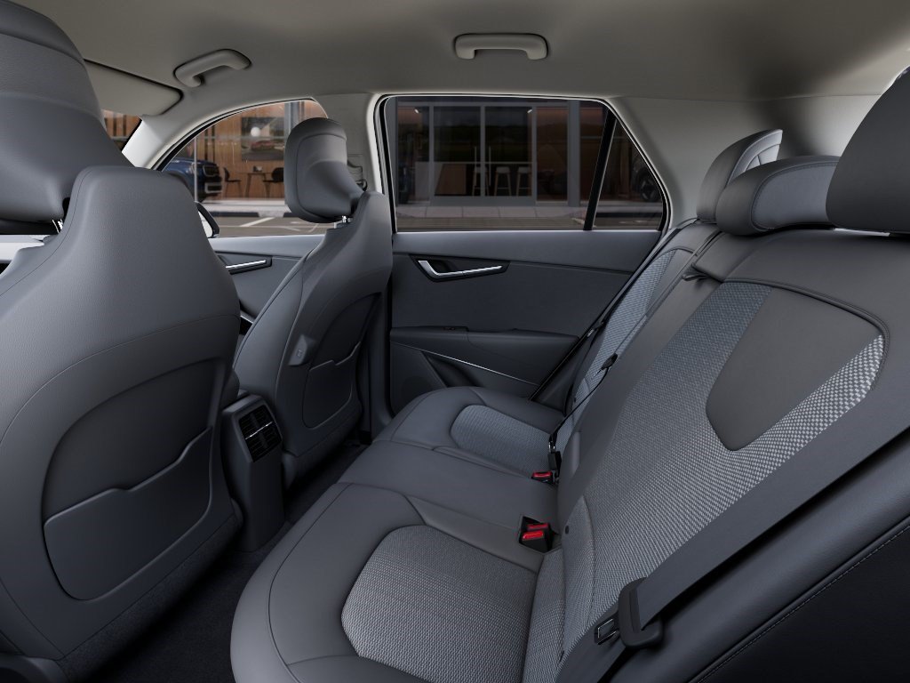 New 2026 Snow White Pearl Kia WIND image 18