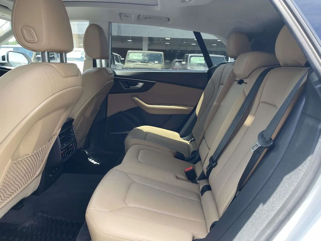 Used 2021 White Audi 55 Prestige image 21