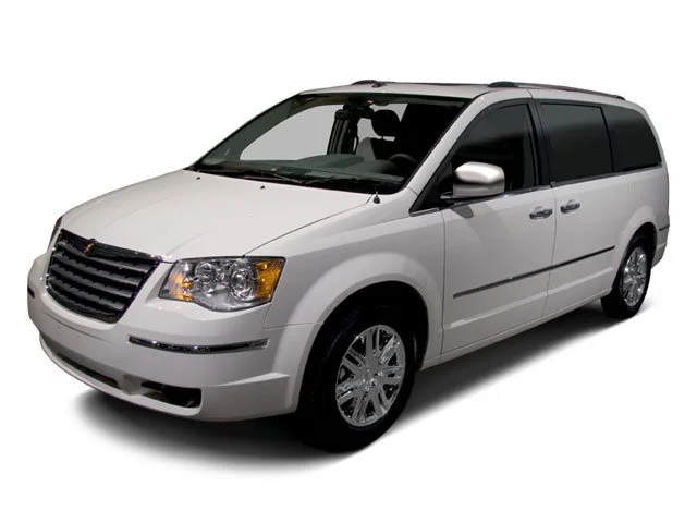 2010 Chrysler Town & Country Limited's photo