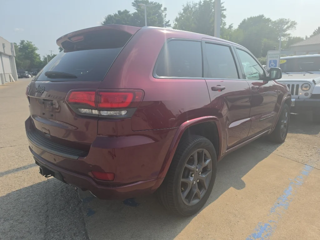 Used 2021 Velvet Red Pearlcoat Jeep 80th Anniversary image 4