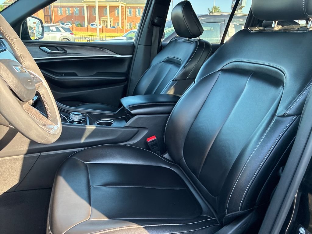 Used 2024 Black Jeep 4xe image 10
