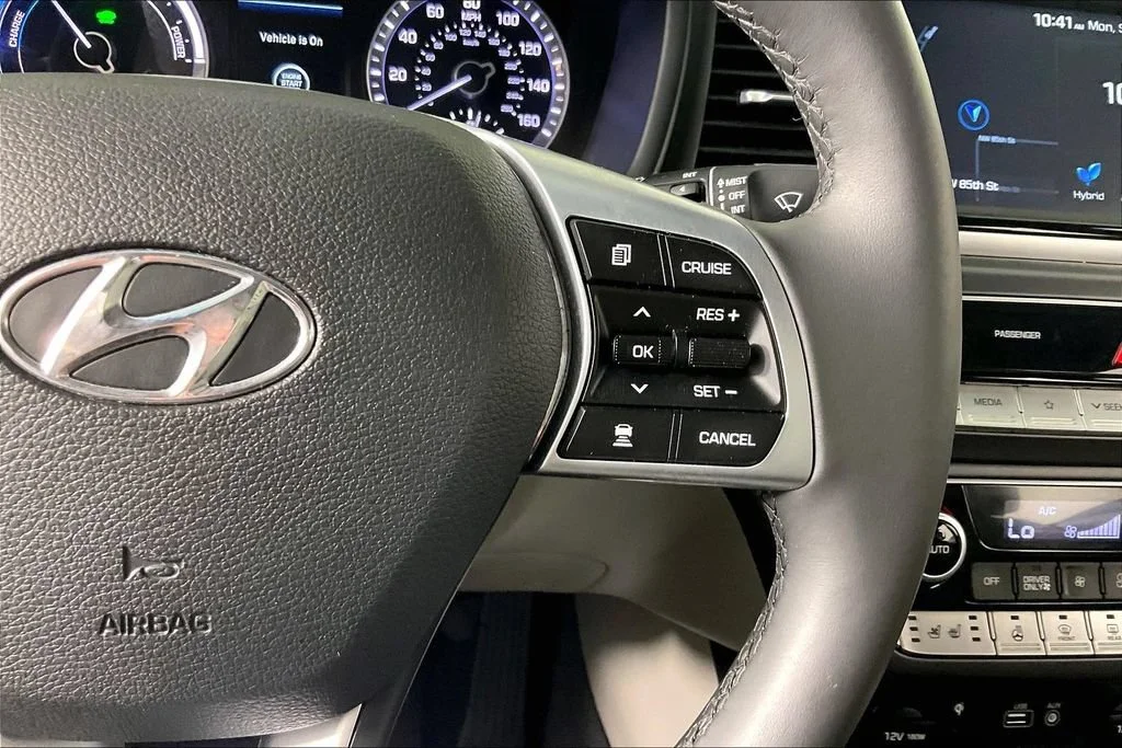 Certified Used 2019 Silver Hyundai Limited image 11