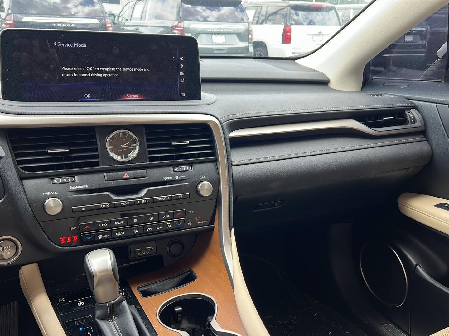 Used 2021 WHITE Lexus  image 10