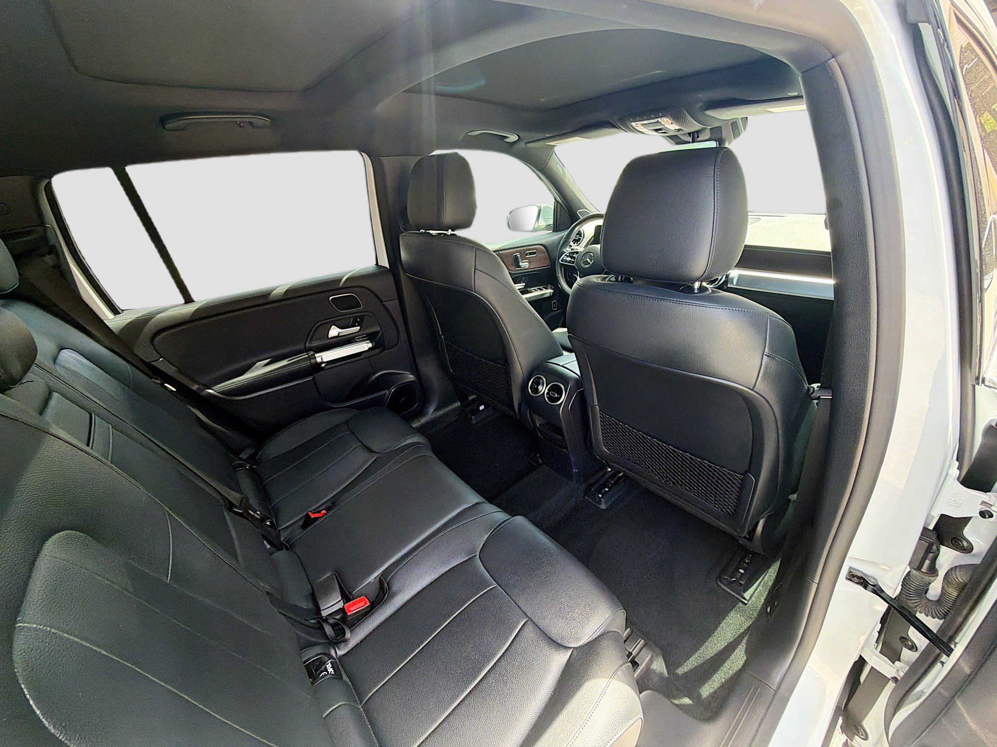 Used 2023 White Mercedes-Benz EQB 300 image 29