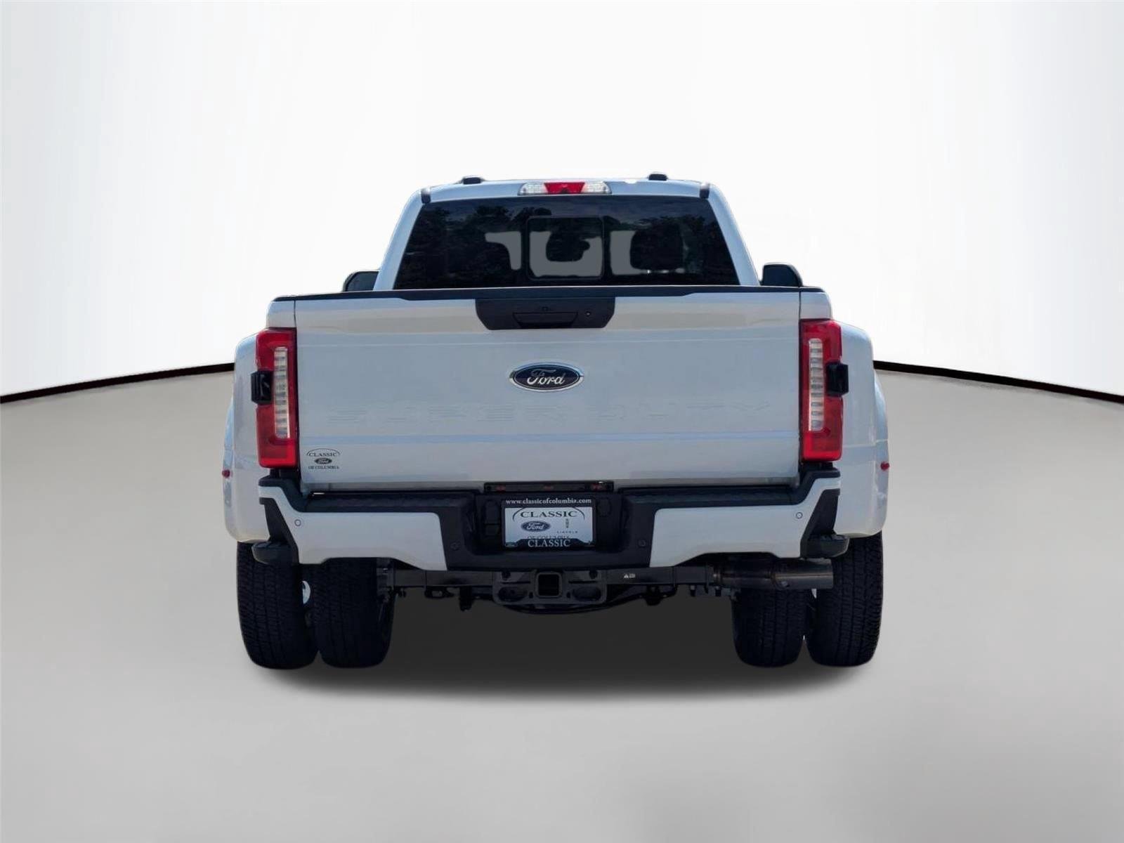 New 2026 Oxford White Ford F-350® XL image 6