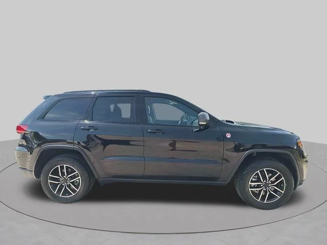 Used 2021 Black Jeep Trailhawk image 2