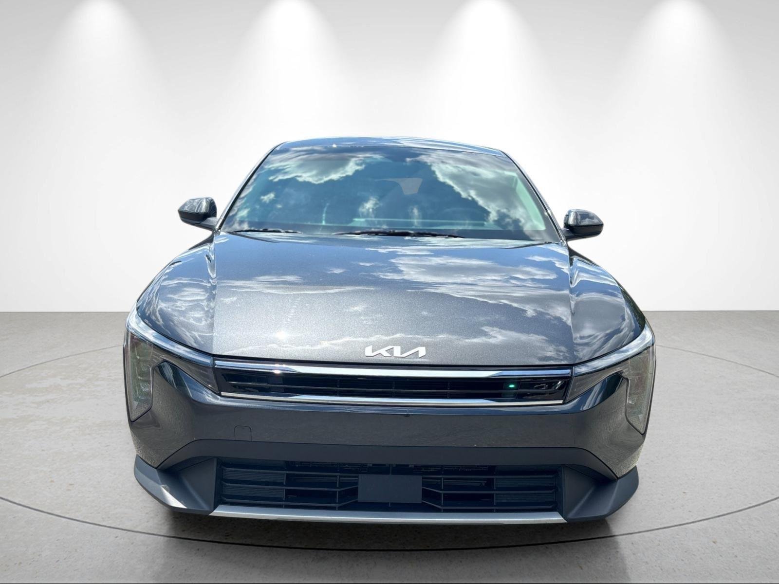 Used 2025 Interstellar Gray Kia EX image 8