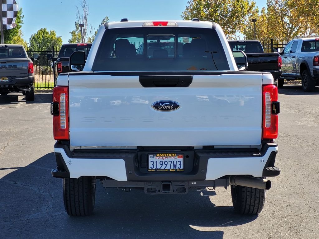 Used 2023 White Ford XL image 5