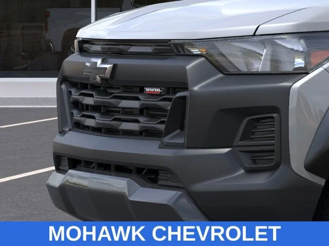 2026 Chevrolet Colorado Trail Boss - Photo 13