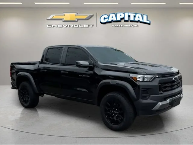 Used 2025 Black Chevrolet Trail Boss image 7