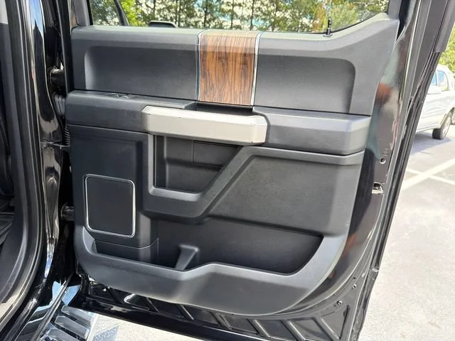 Used 2019 Black Ford LARIAT image 16