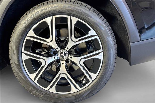 New 2027 Black Mercedes-Benz GLS 450 image 60